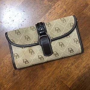 Signature D&B Wallet